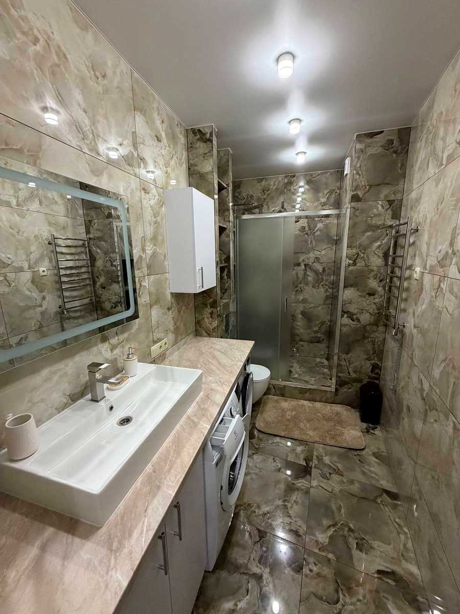 1875675321809102