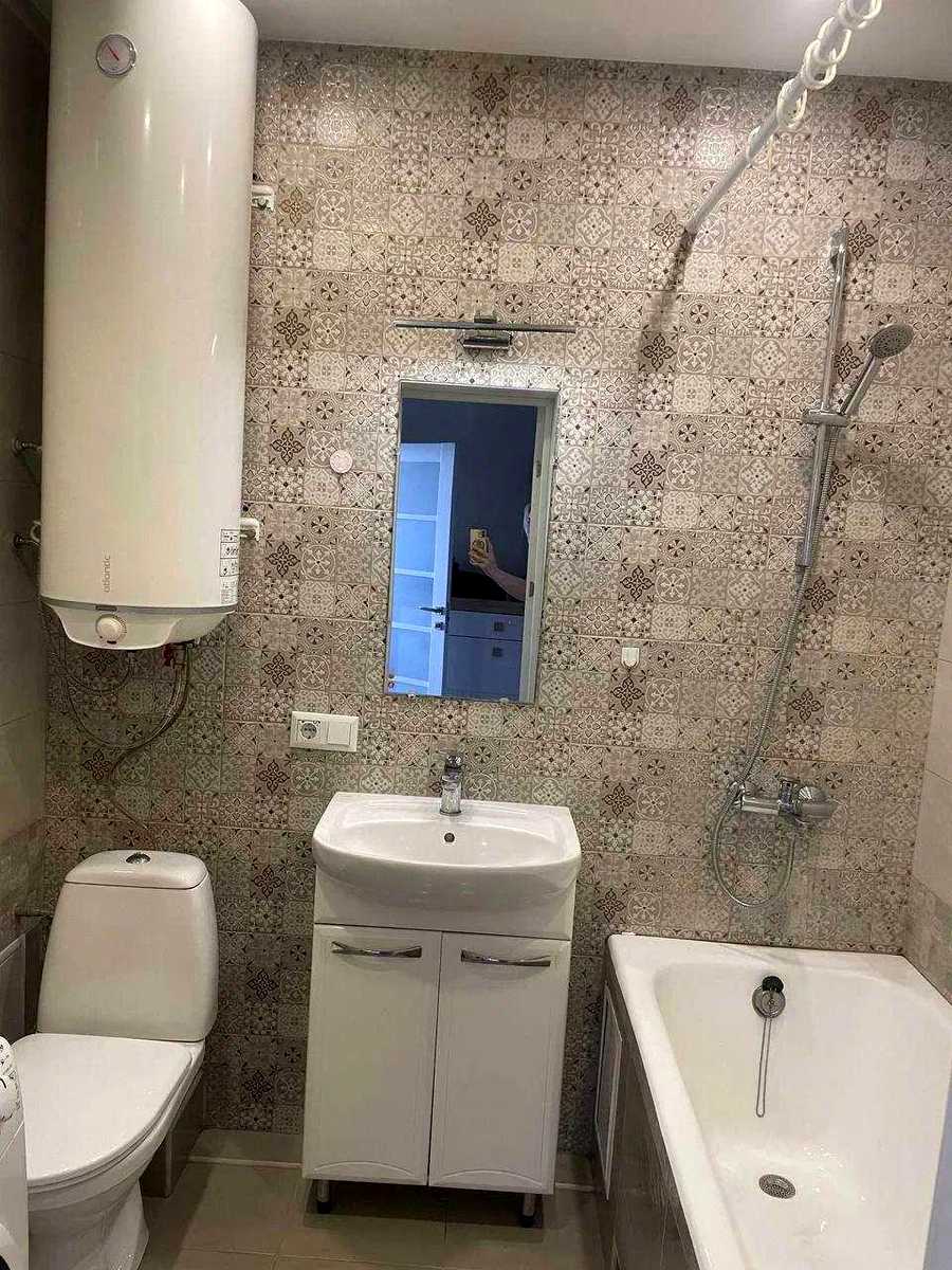 1875675395811891
