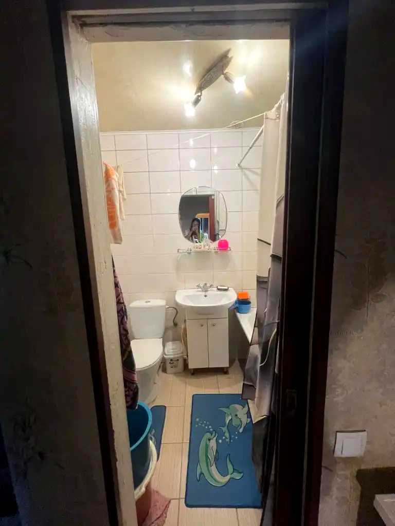 1875675783623145