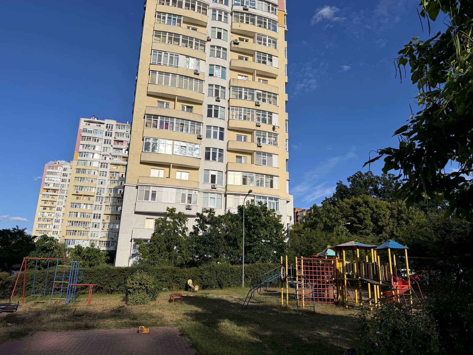 1875679075989148