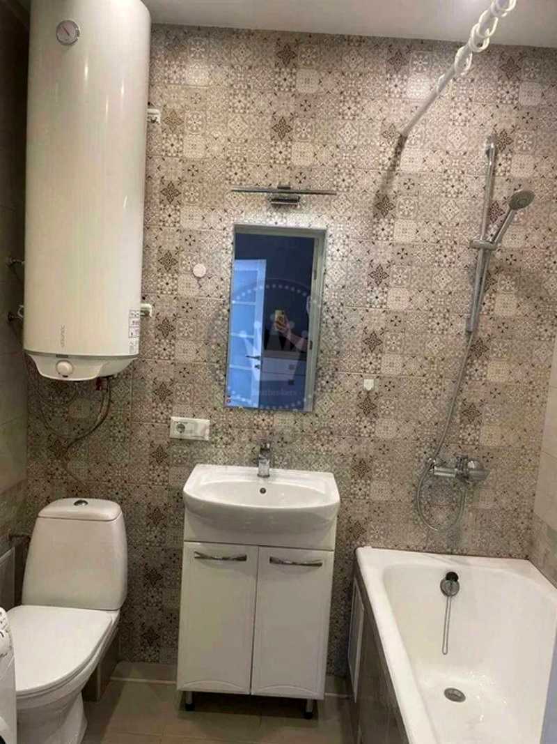 1875679443717477