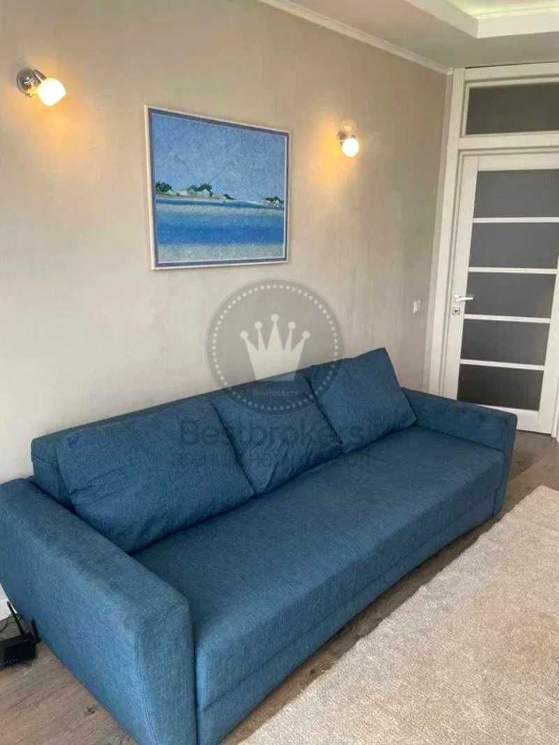 1875679444838356