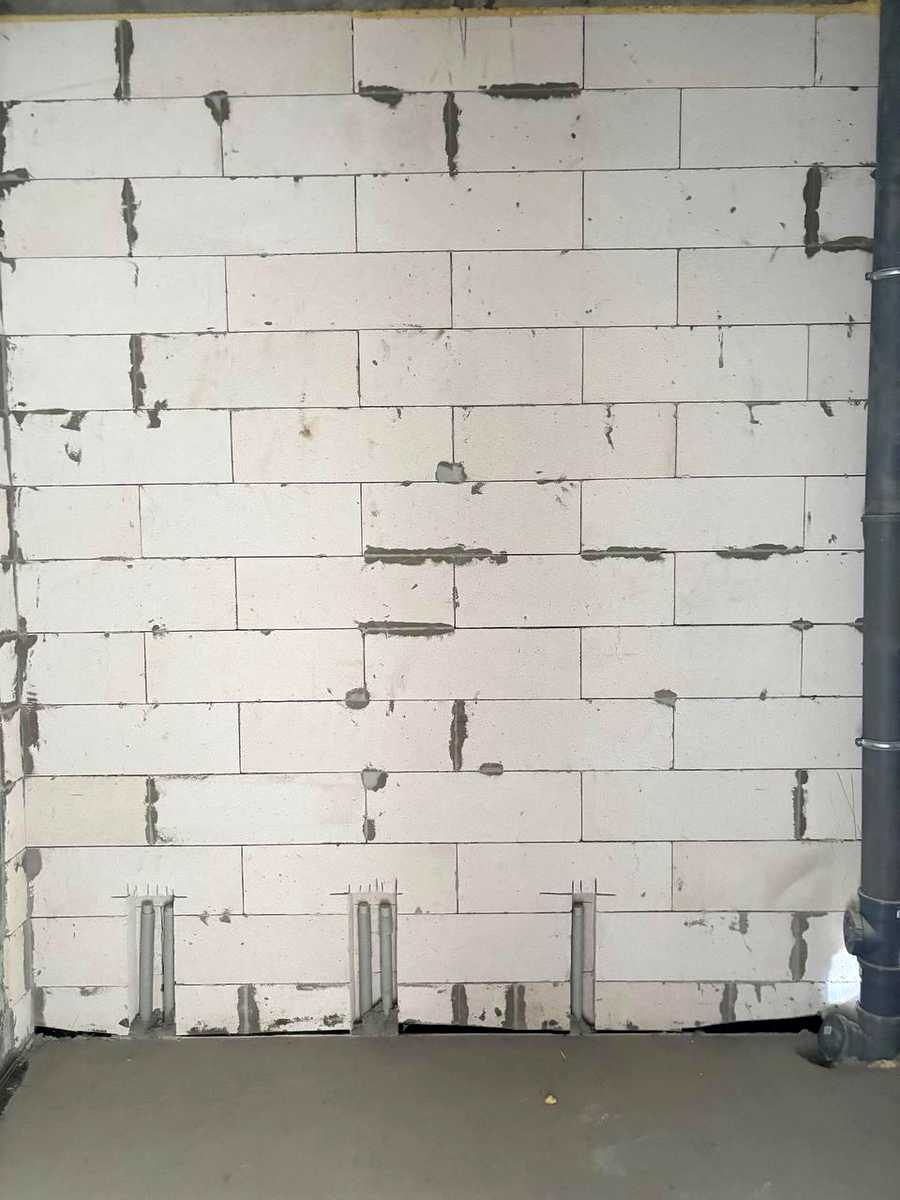 1875681675573238