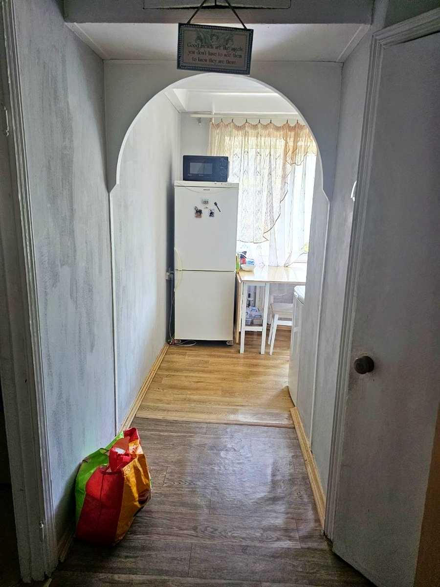 1875682738237300