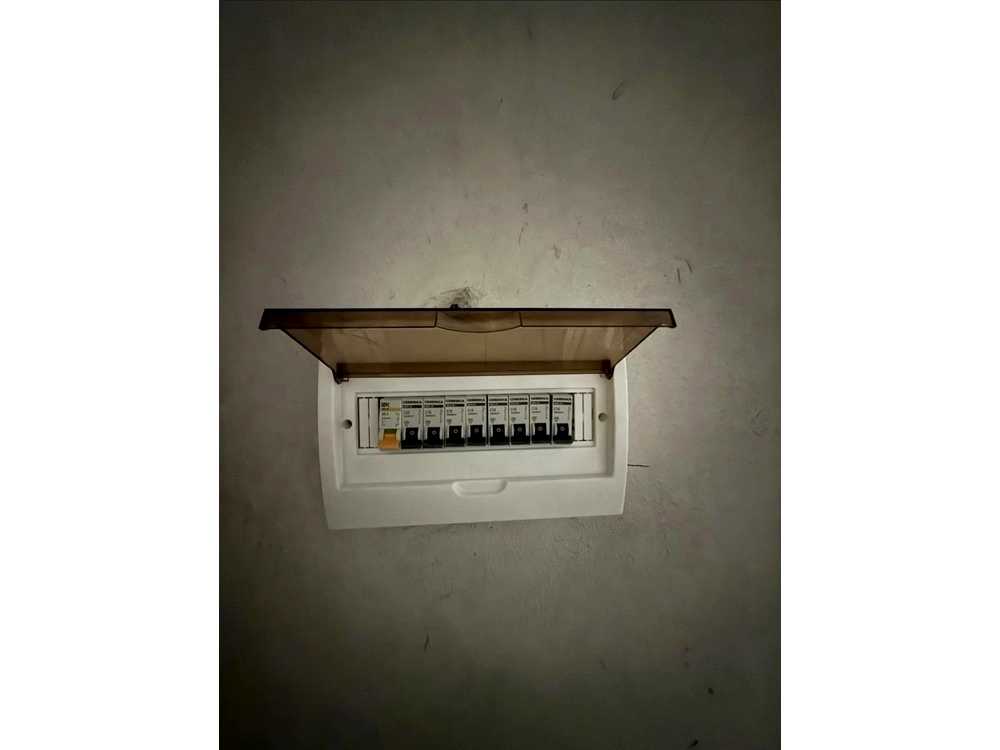 1875682823659709