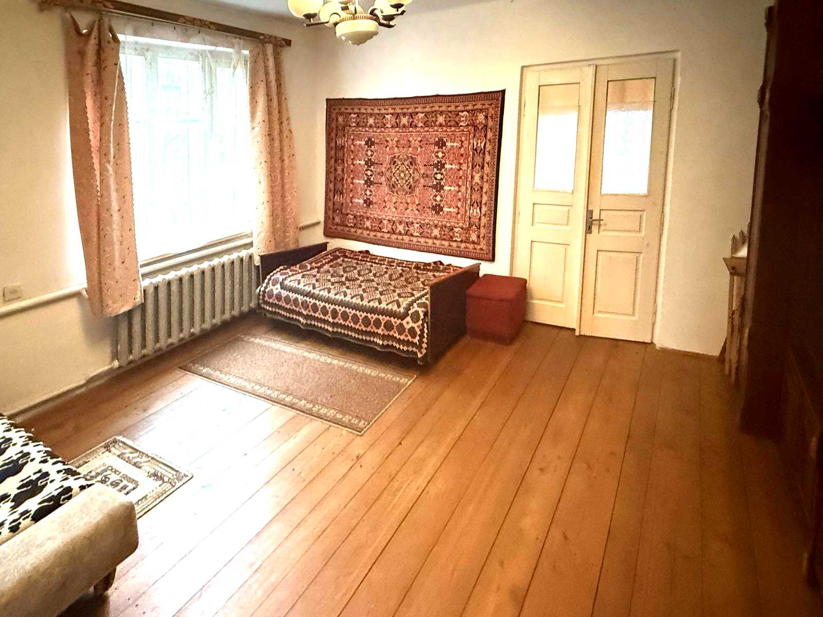 1875686171373902