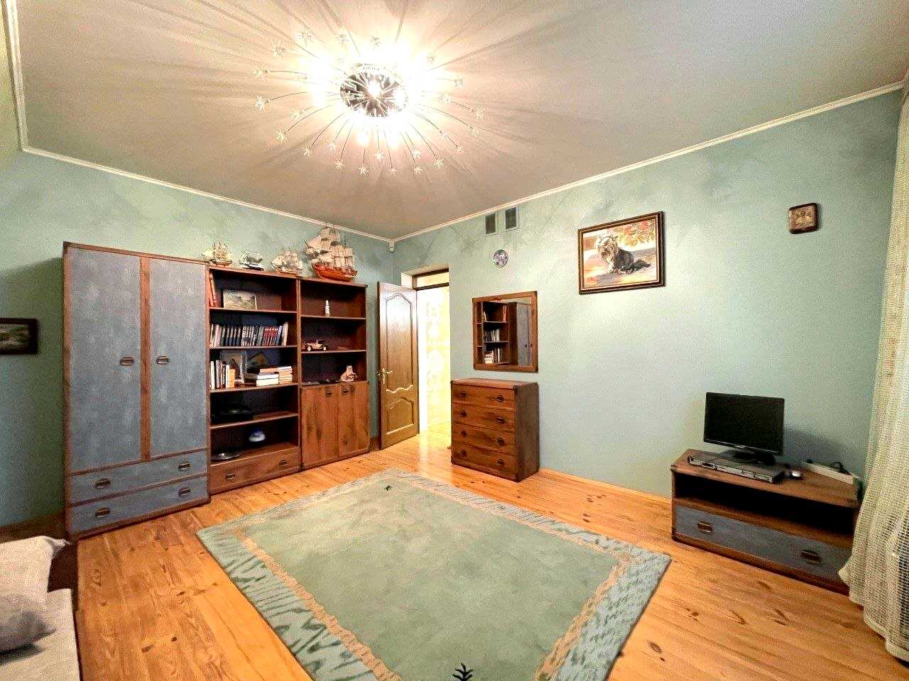 1875690140097575