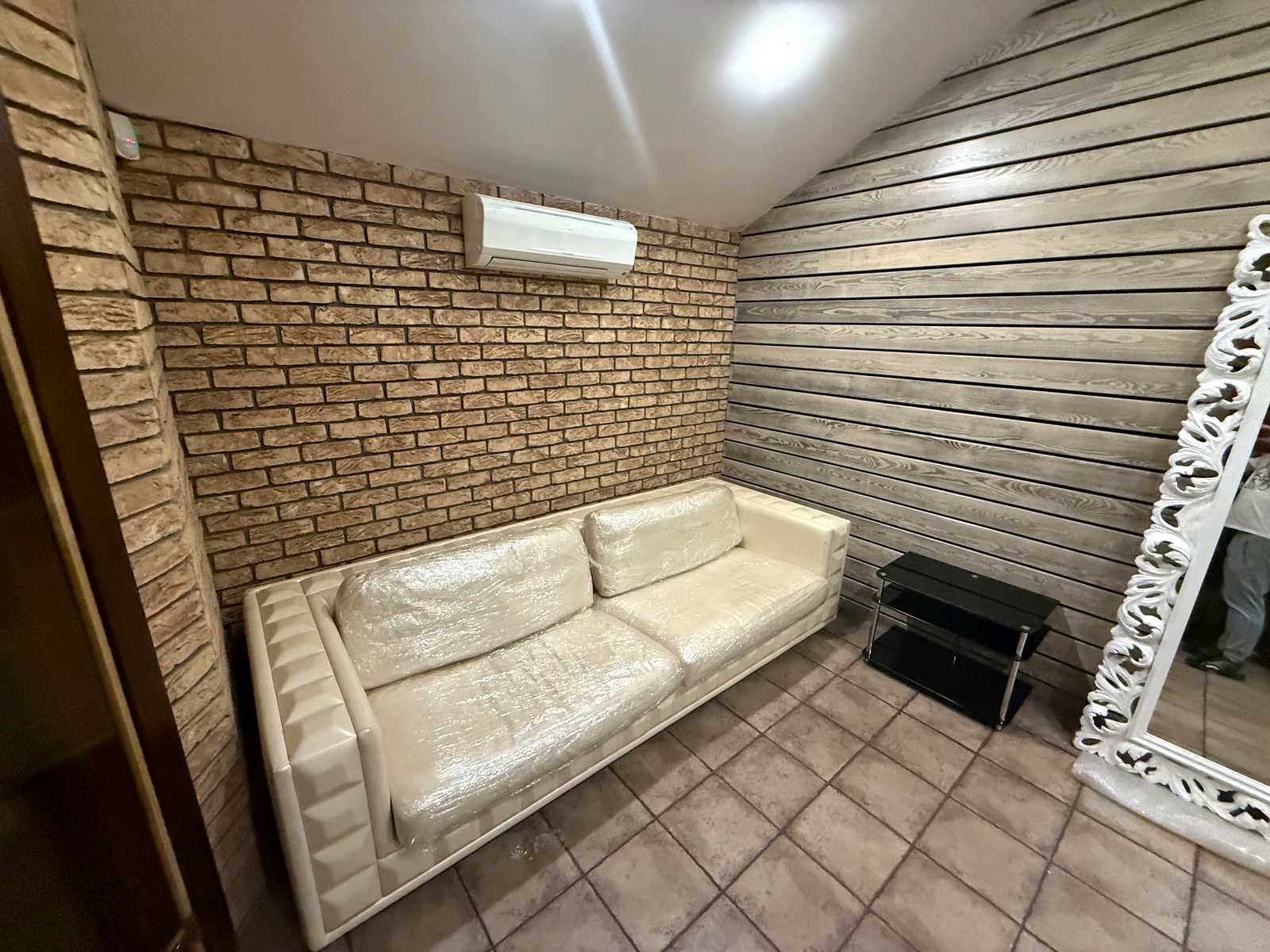 1875690417046034