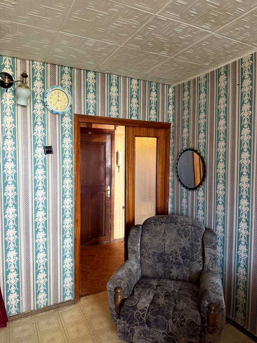 1875691861930064