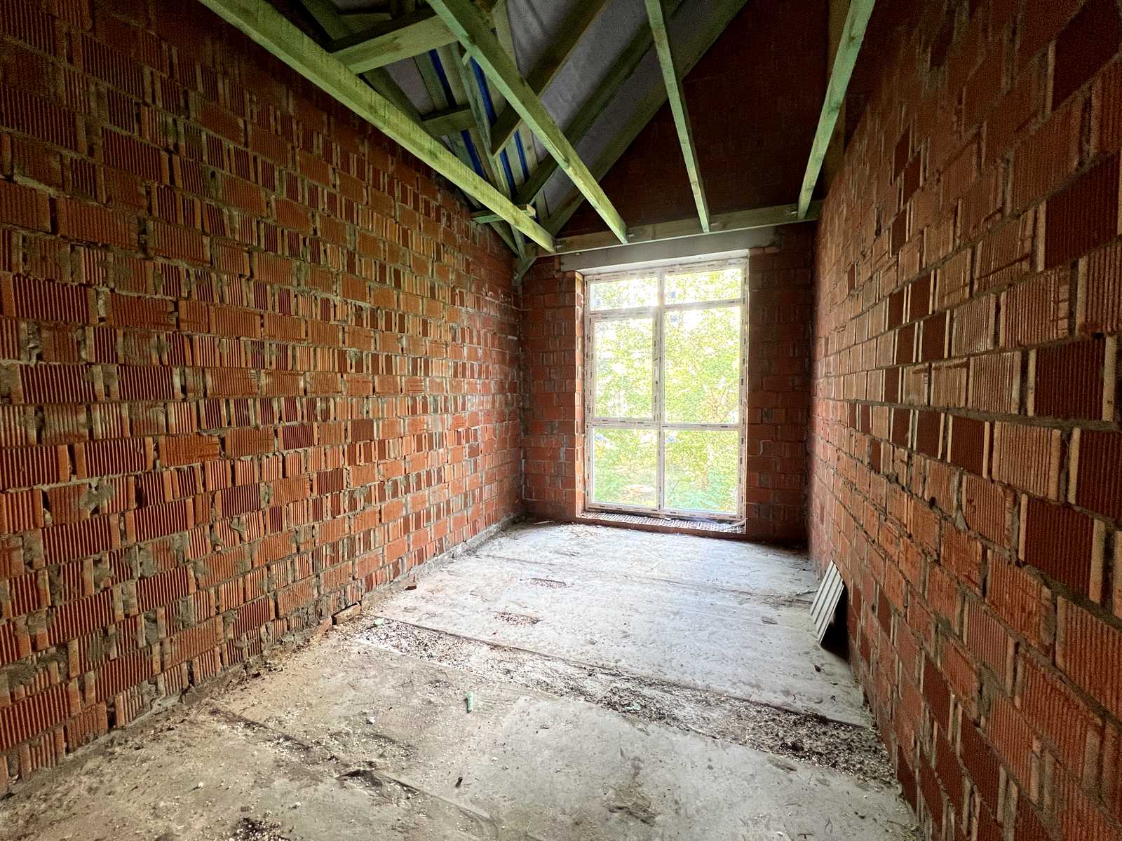 1875694482475088