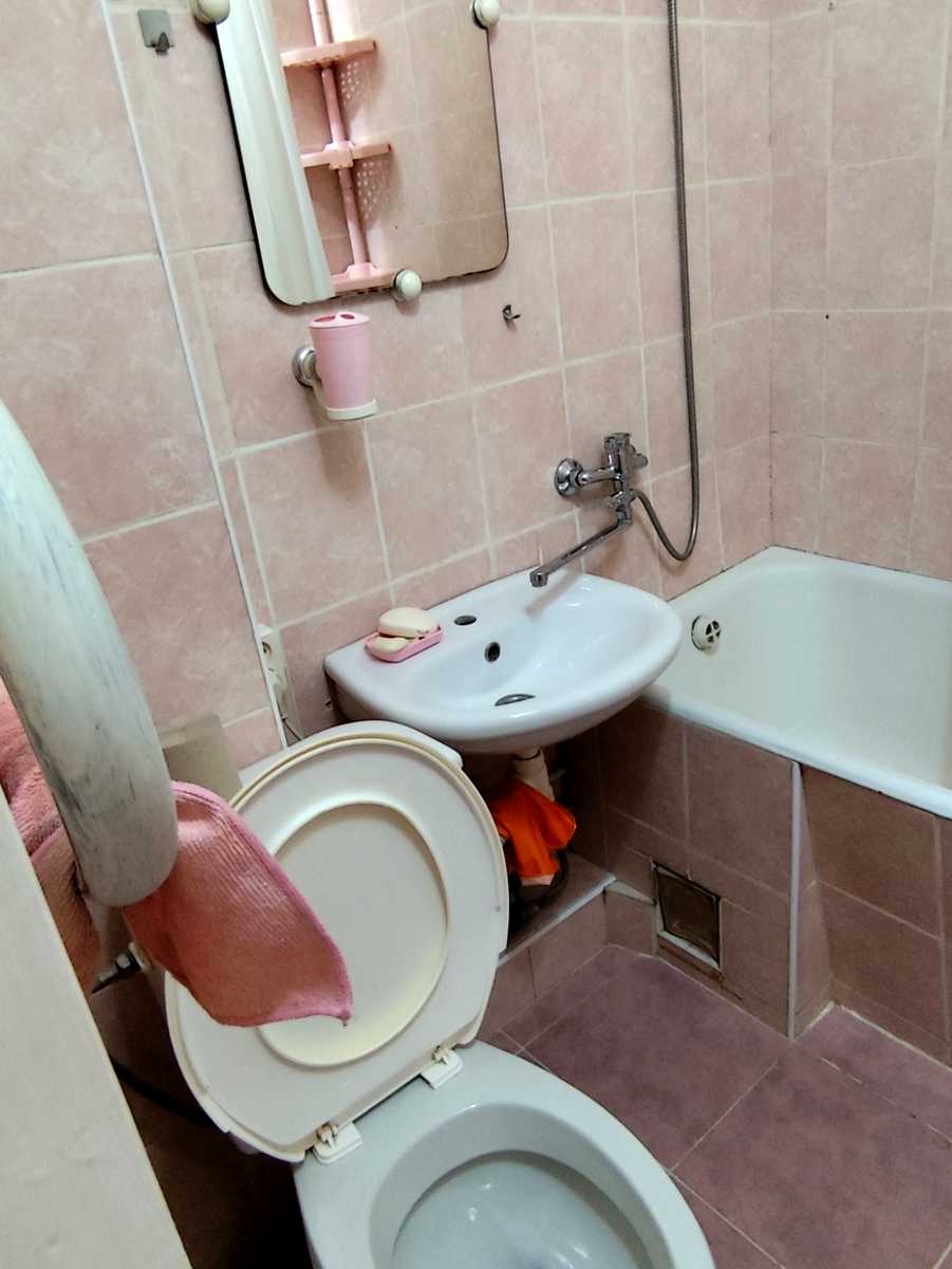 1875694580180712