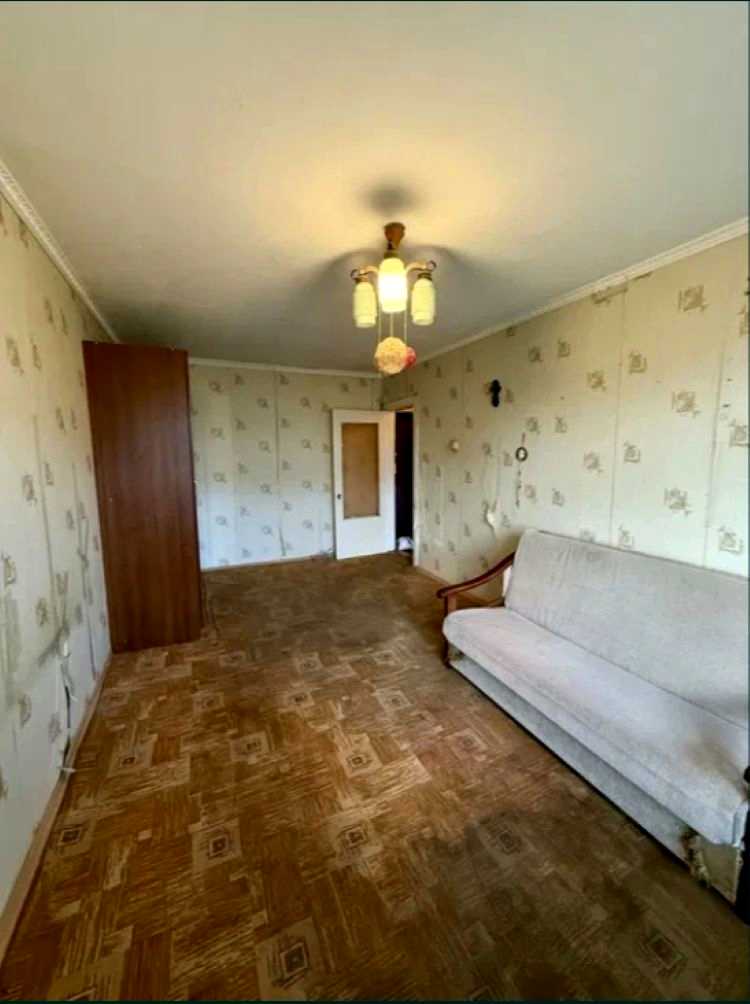 1875699914899839