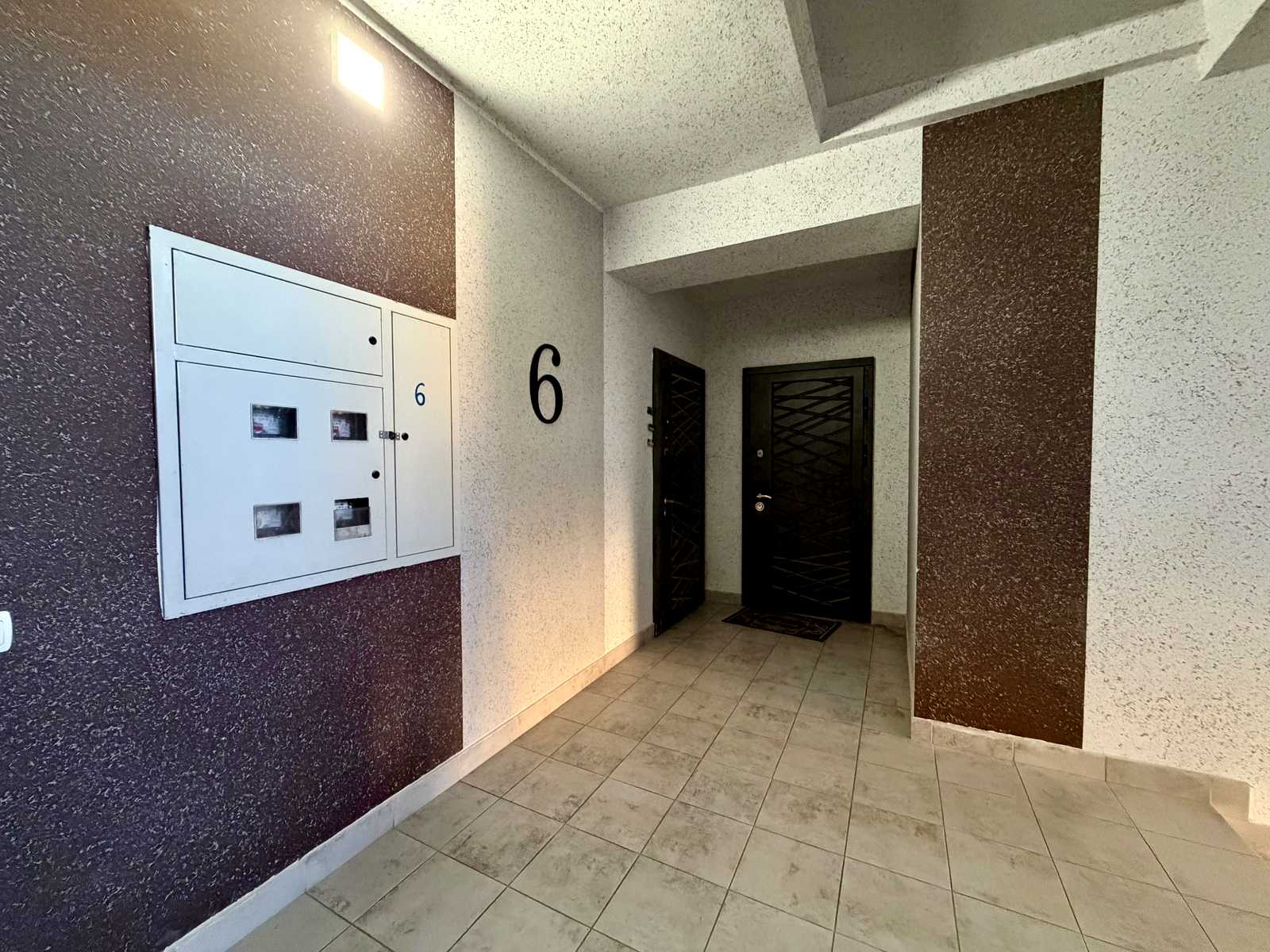 1875703066680748