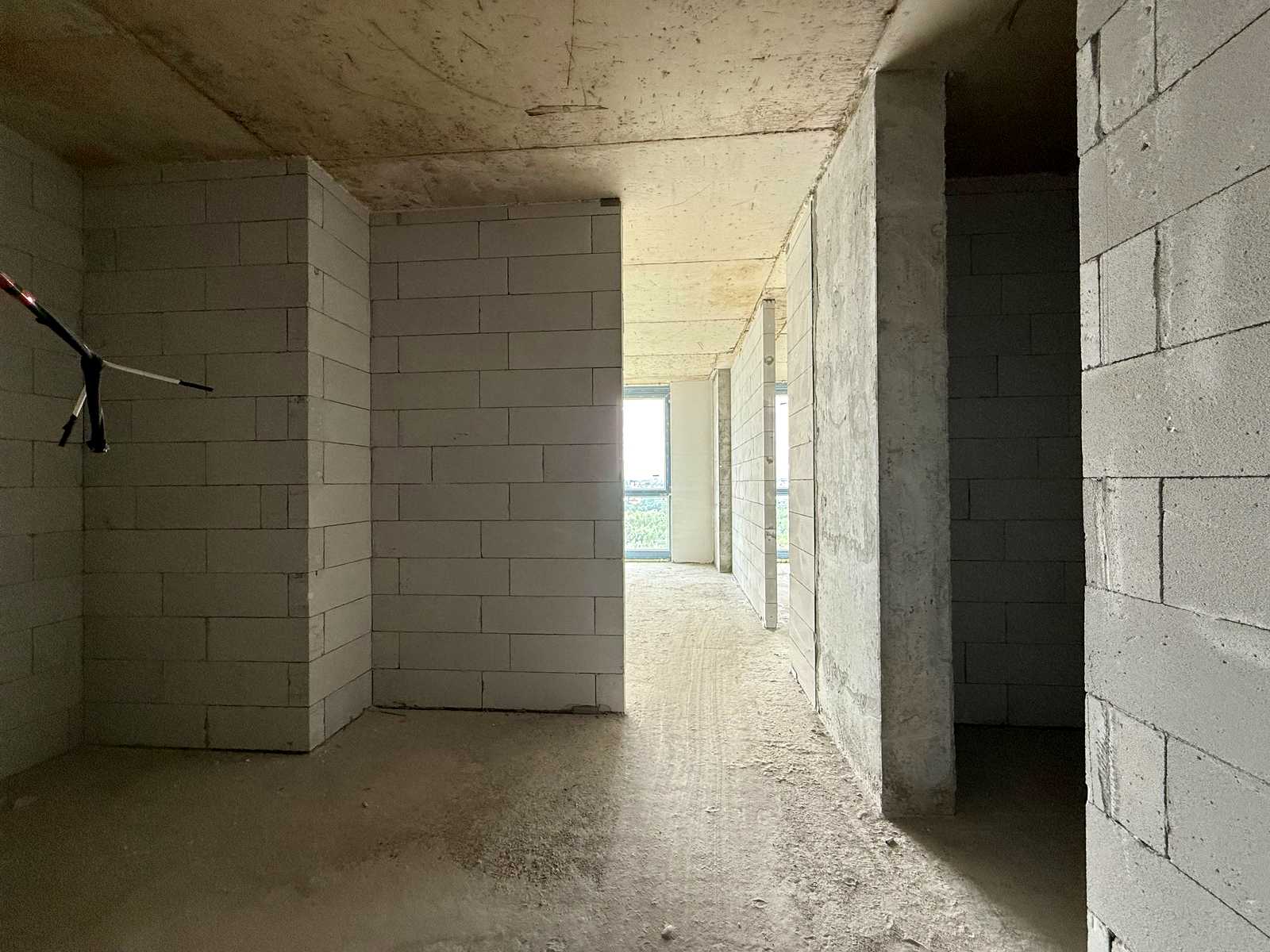 1875703653081047