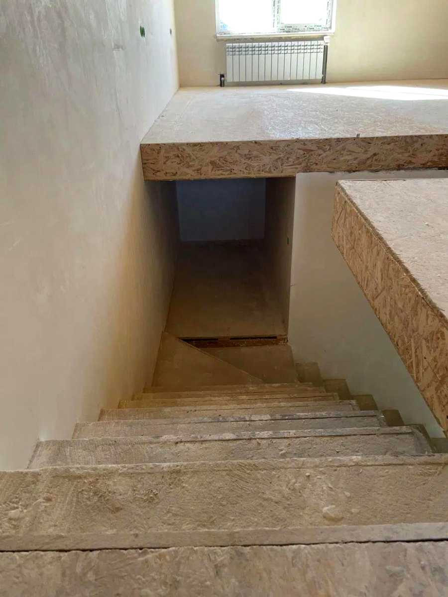 1875704084054899