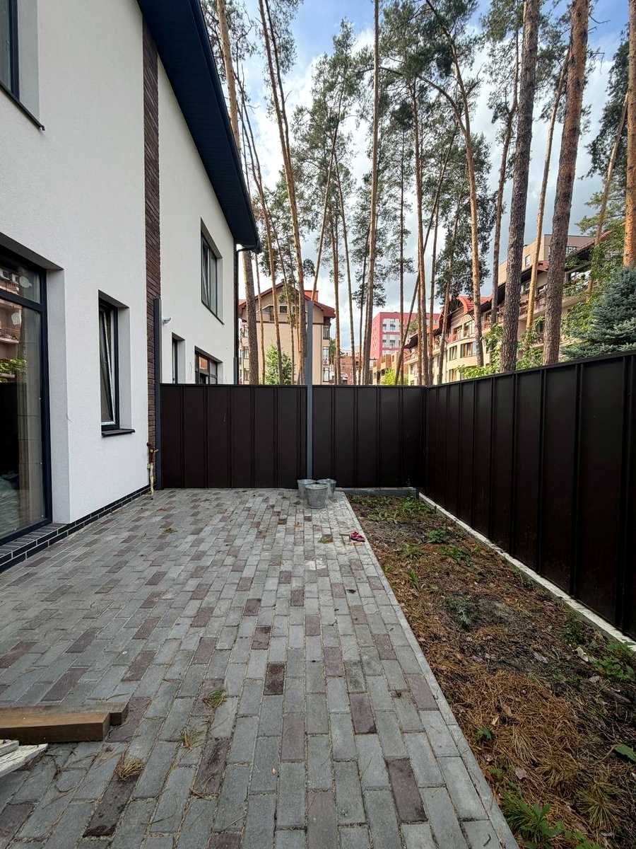 1875704609748520