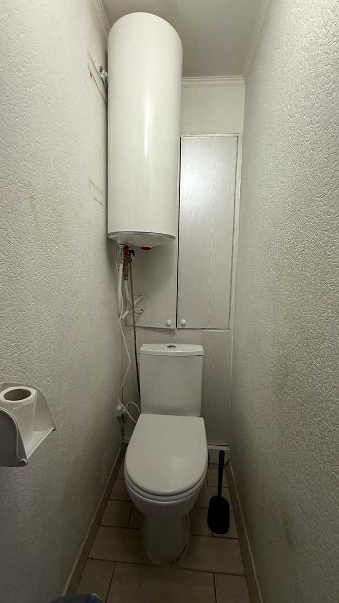 1875705537375168