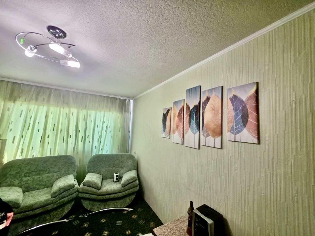 1875711383768279