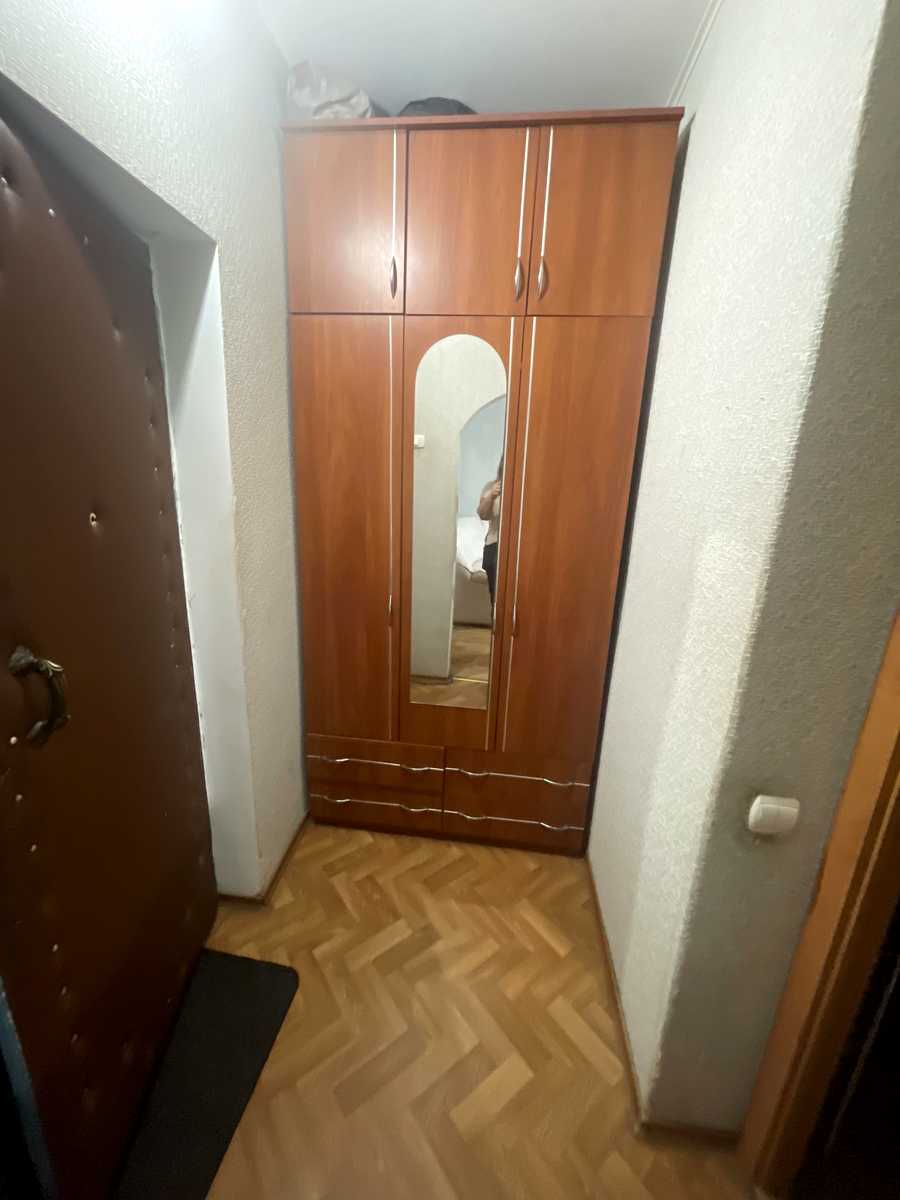 1875731026807677