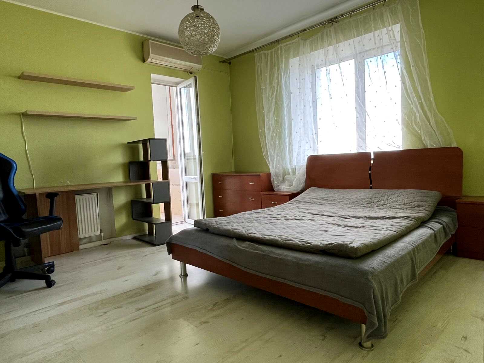 1875737302939741