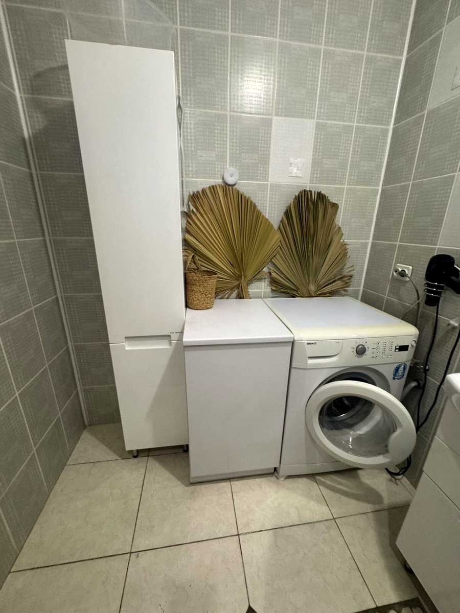 1875737696870611
