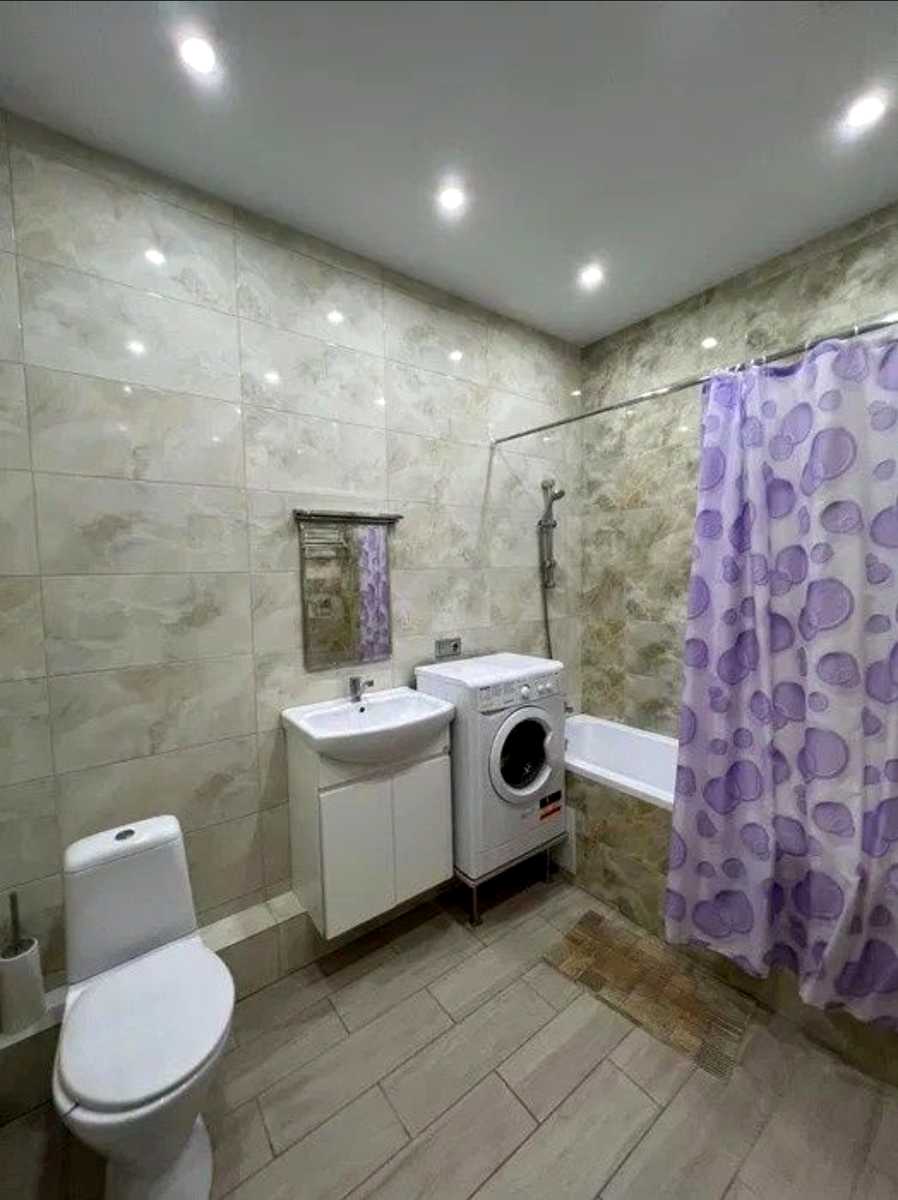 1875746104712064