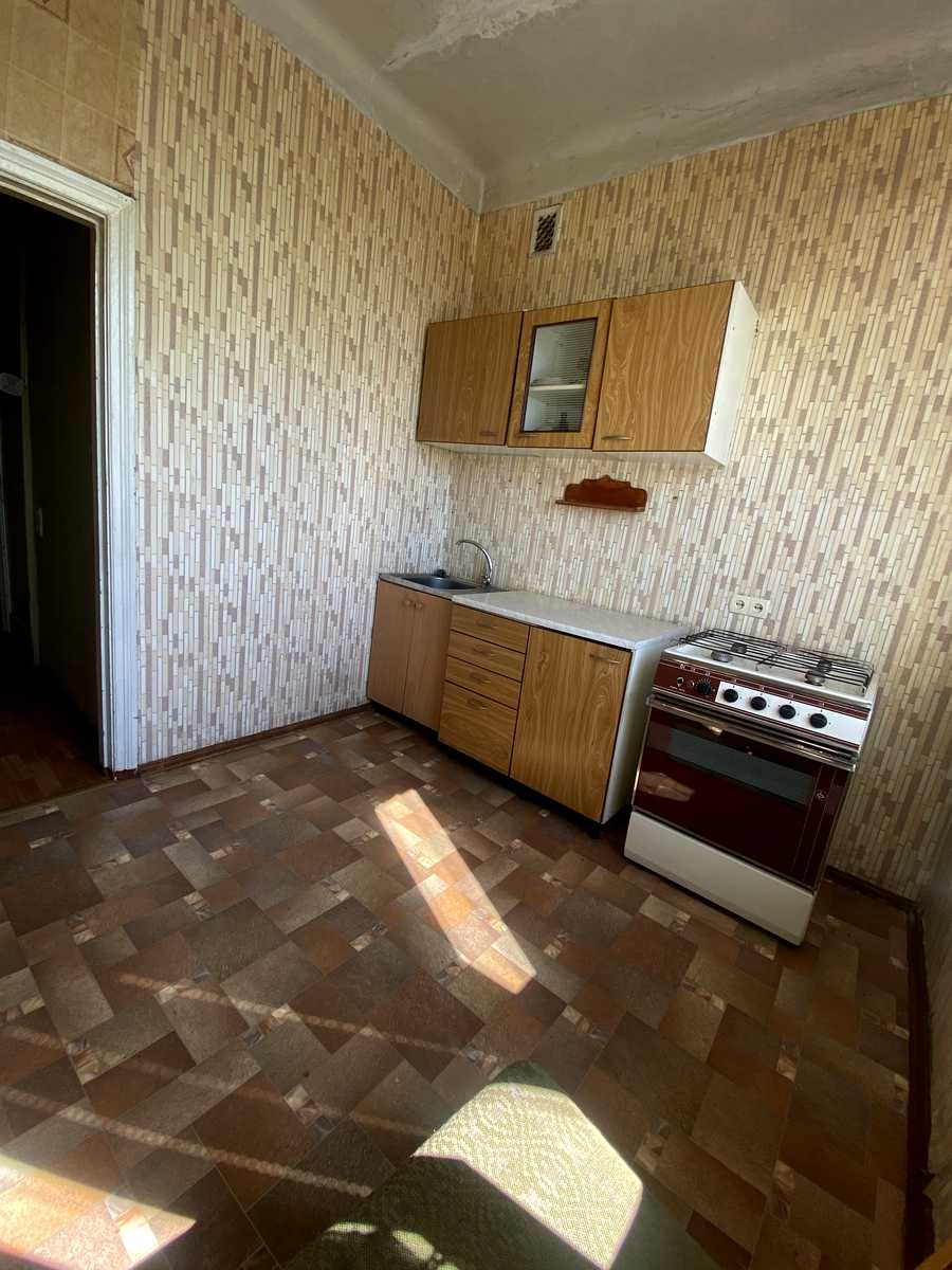 1875746842107027