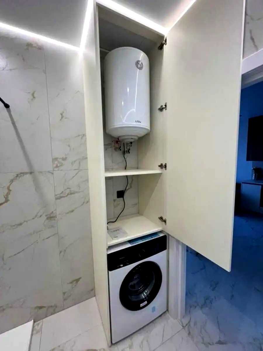 1875747551207619