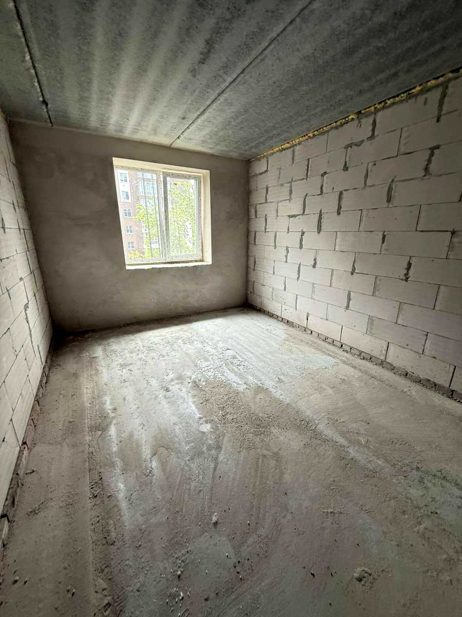 1875748138077845