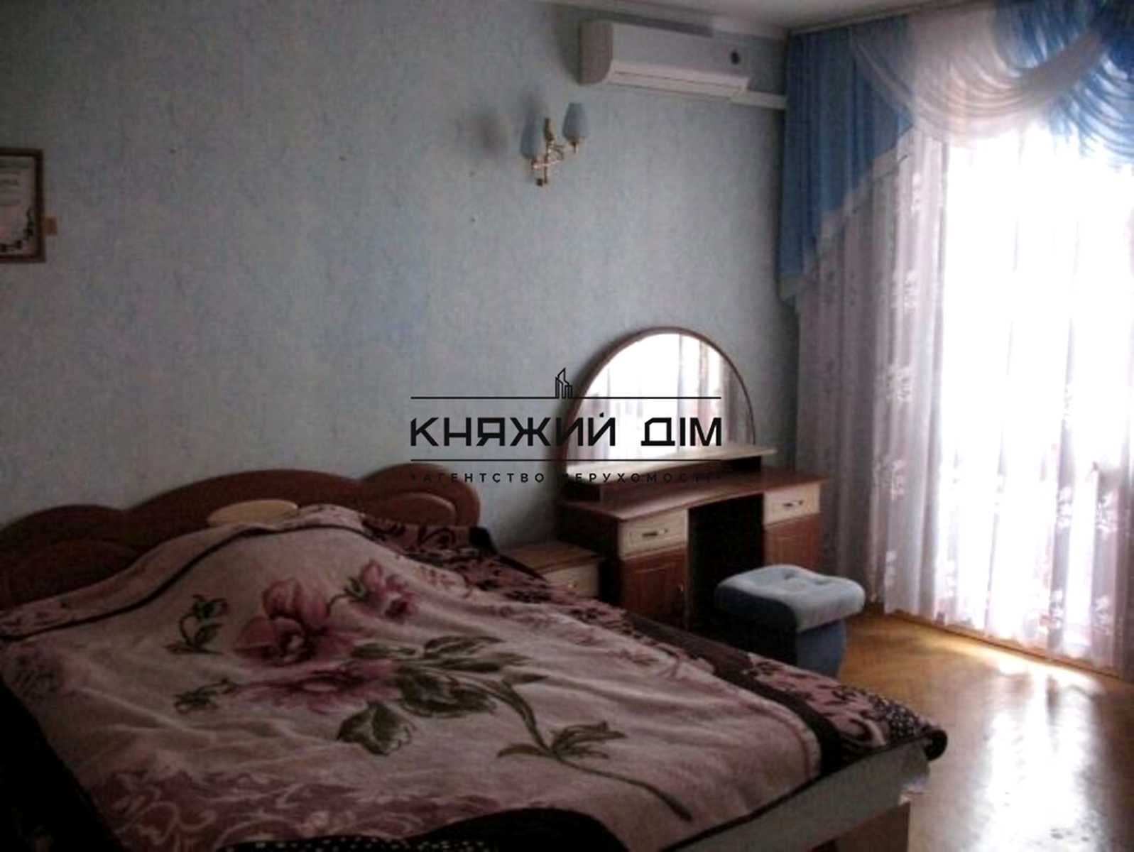 1875751055734290