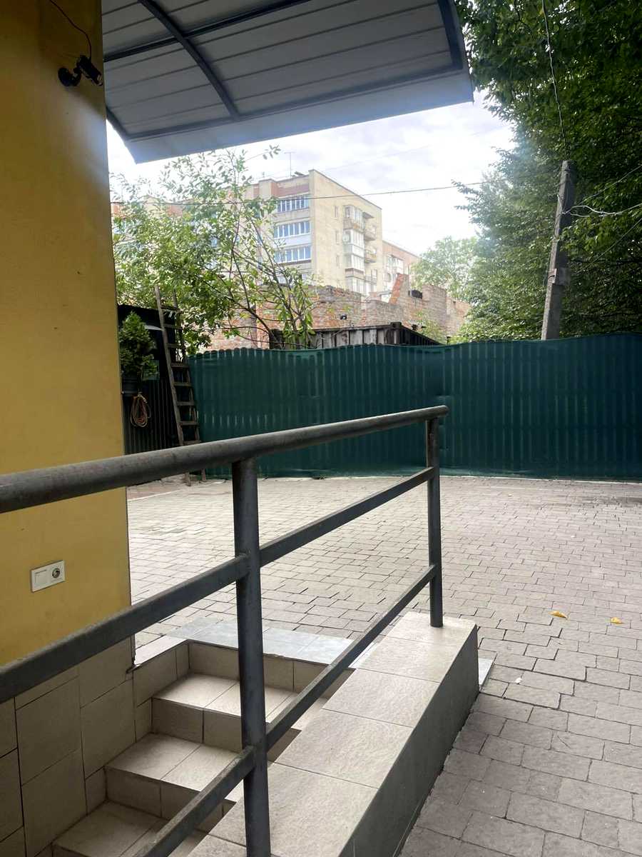 1875751156948744