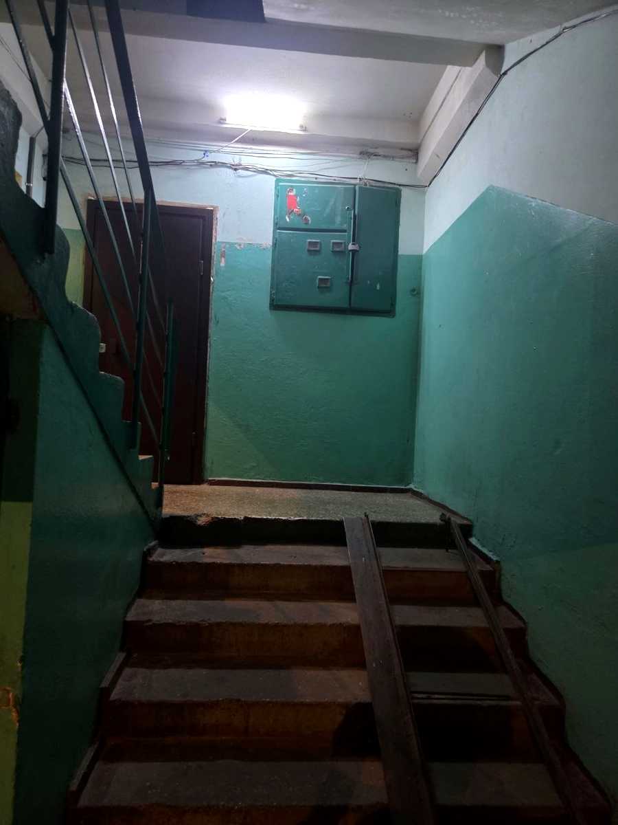 1875752408895636