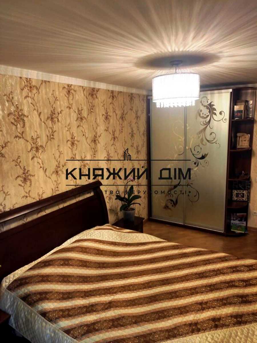 1875752617329565