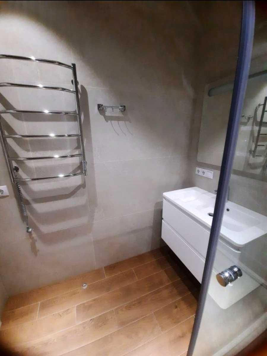 1875754029005056