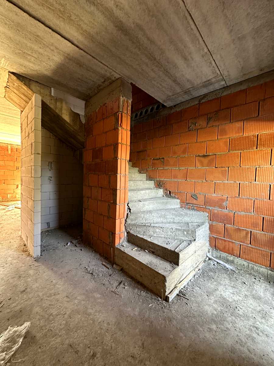 1875754368535139