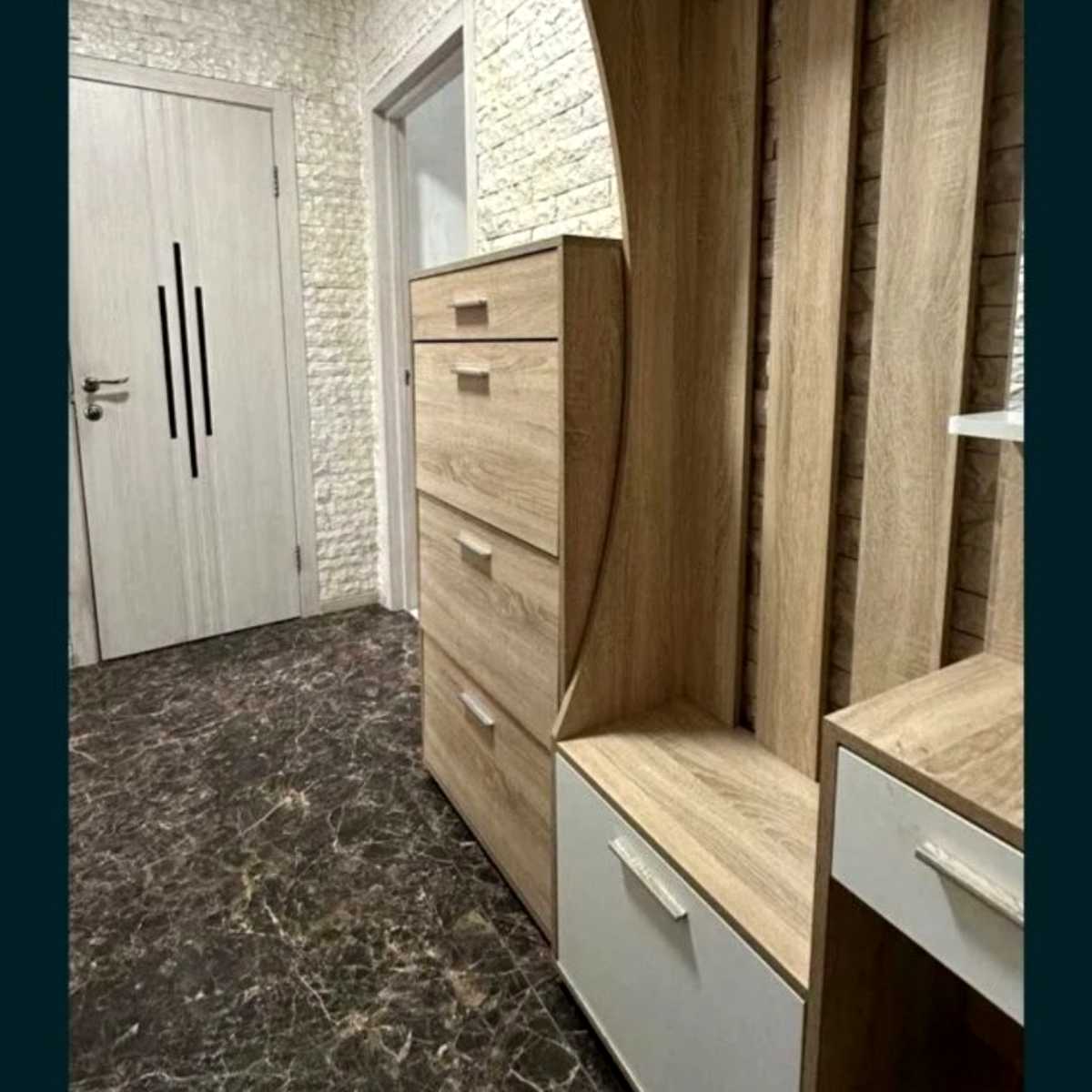 1875754734787944