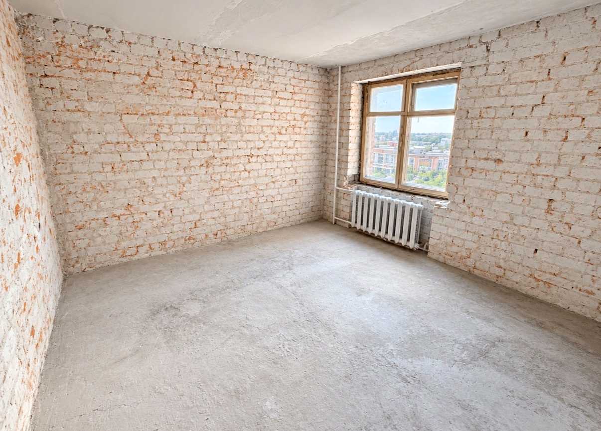 1875754930761855