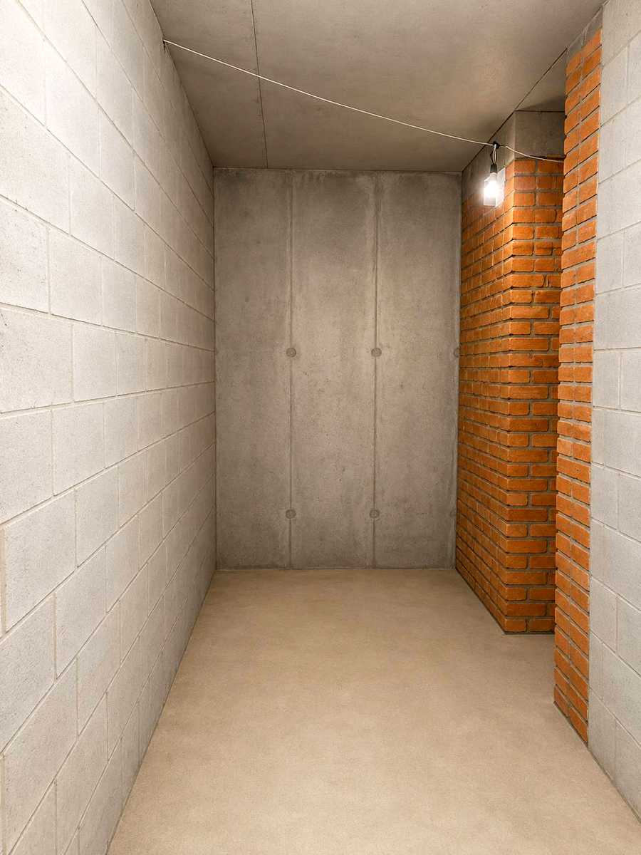 1875755244703745
