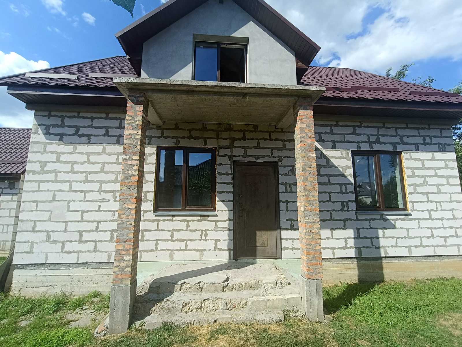 1875755477435472