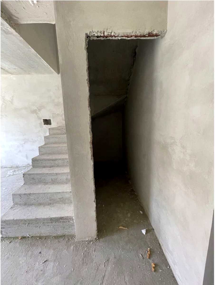 1875757587765906