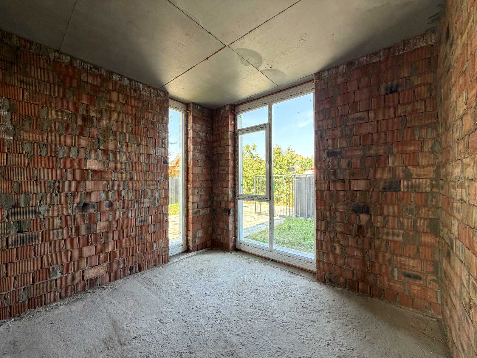 1875758027325374