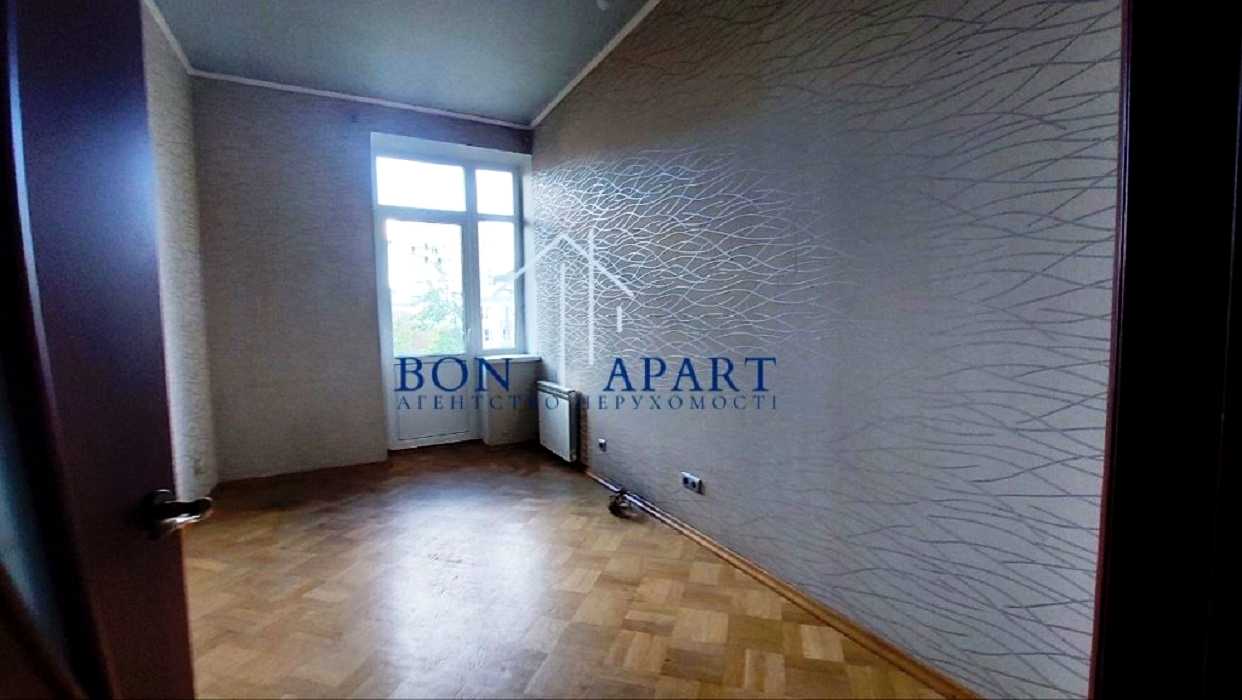 1875759125043310