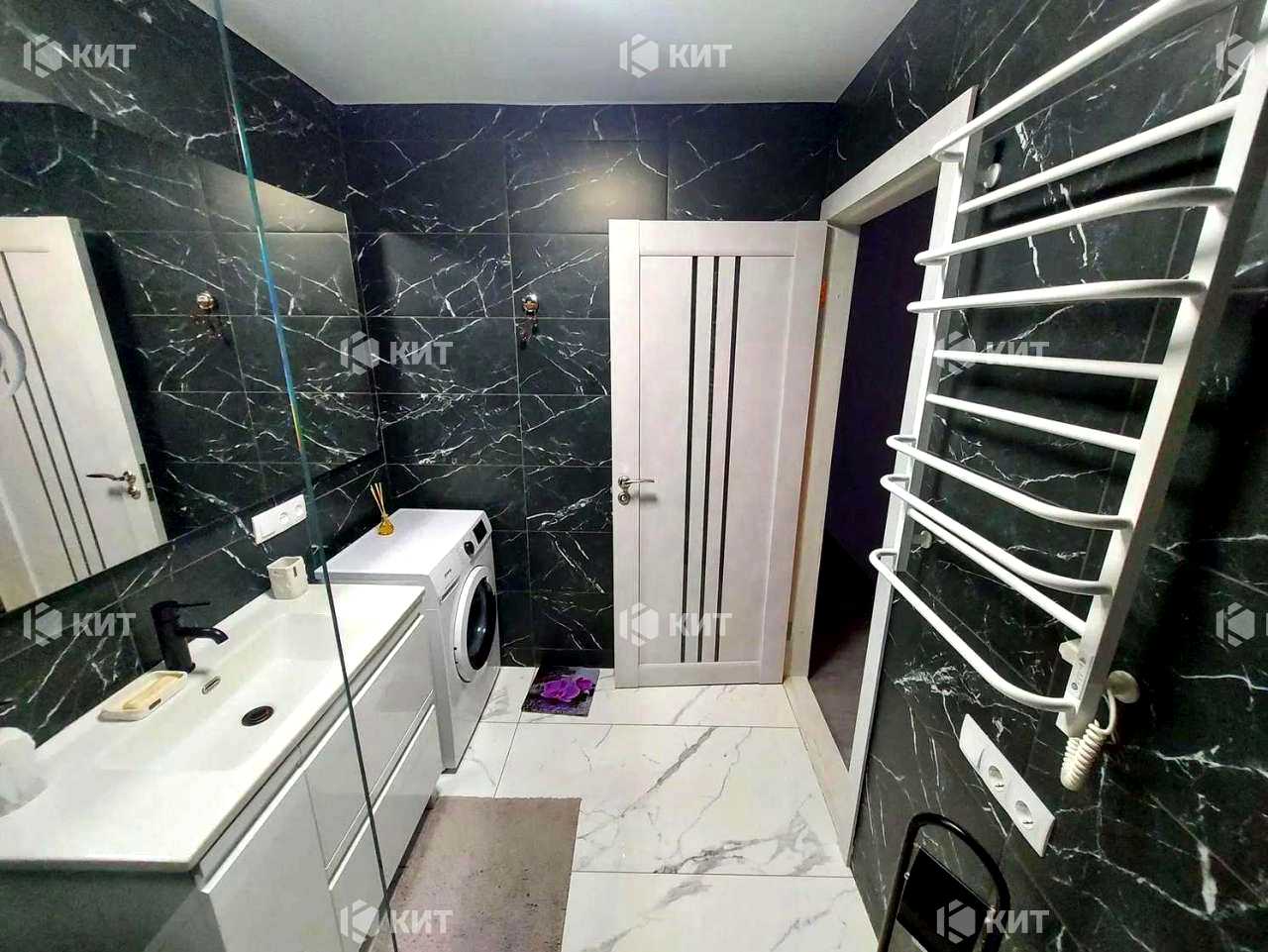 1875761993555954