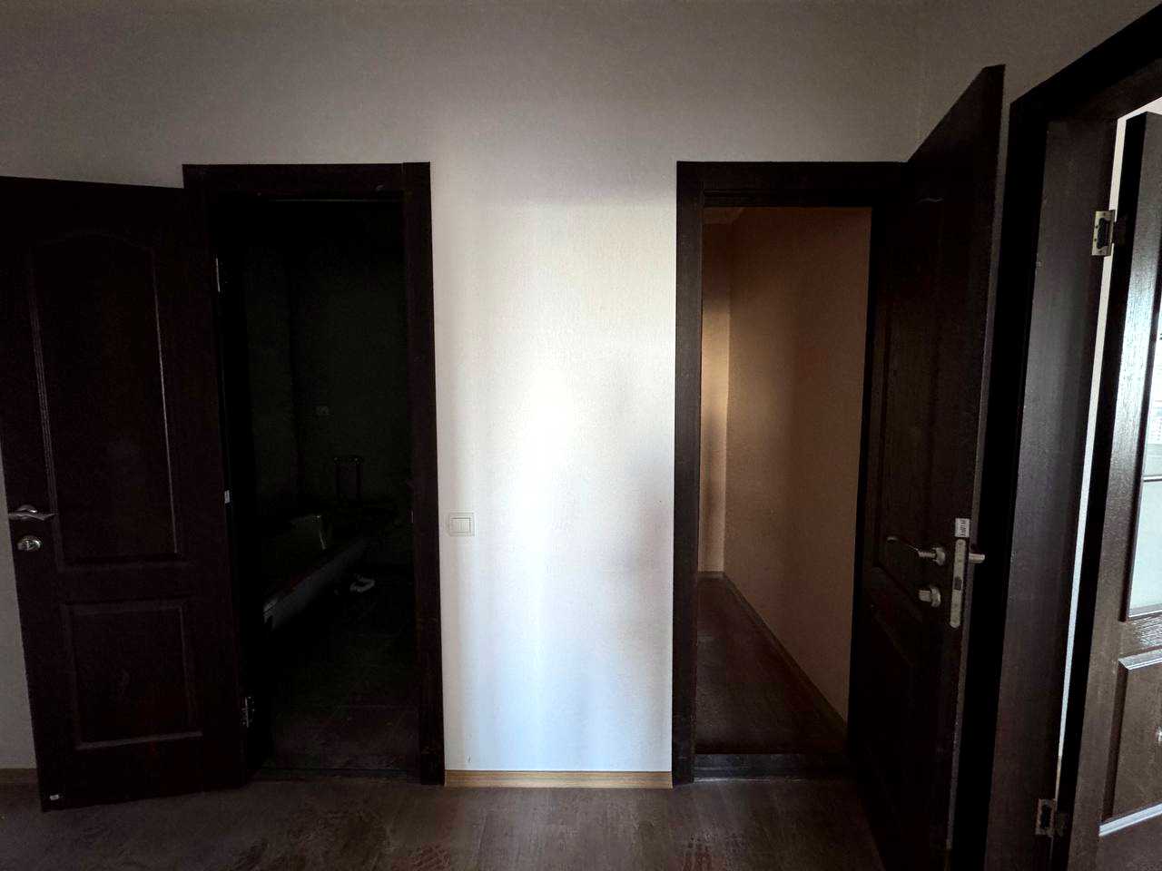1875762073433086