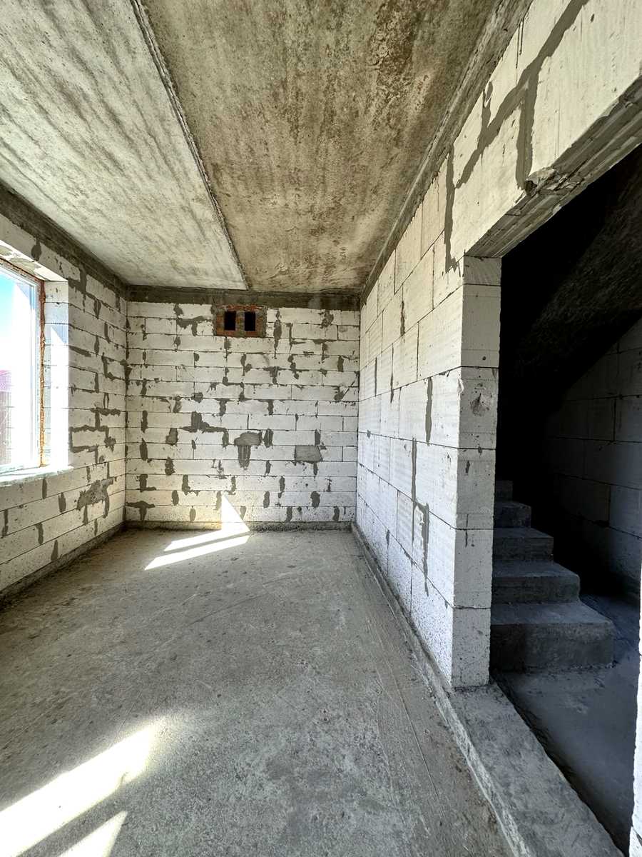 1875762165831117