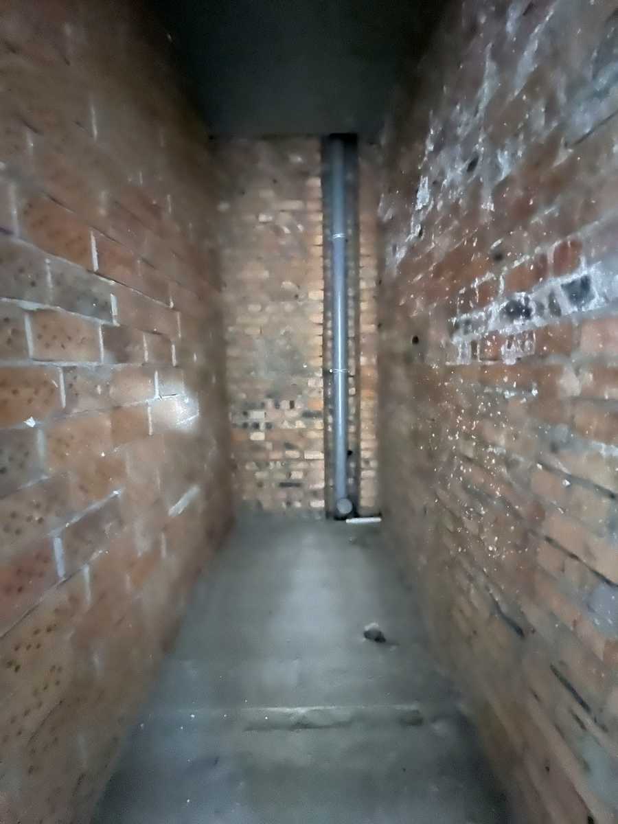 1875762192628411