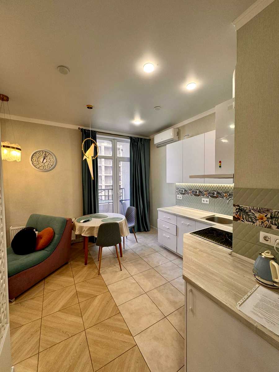 1875762711056836