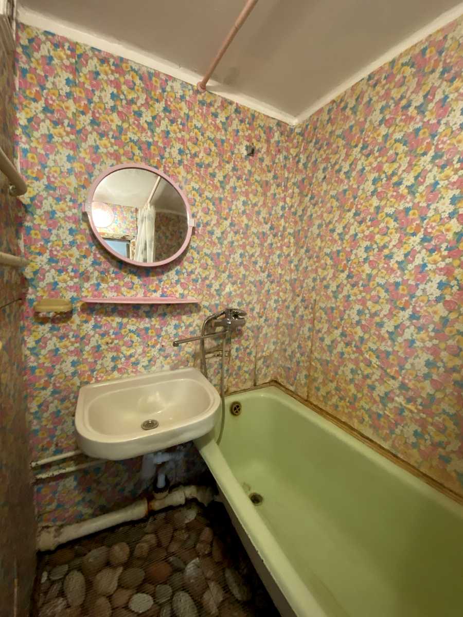1875763518631596