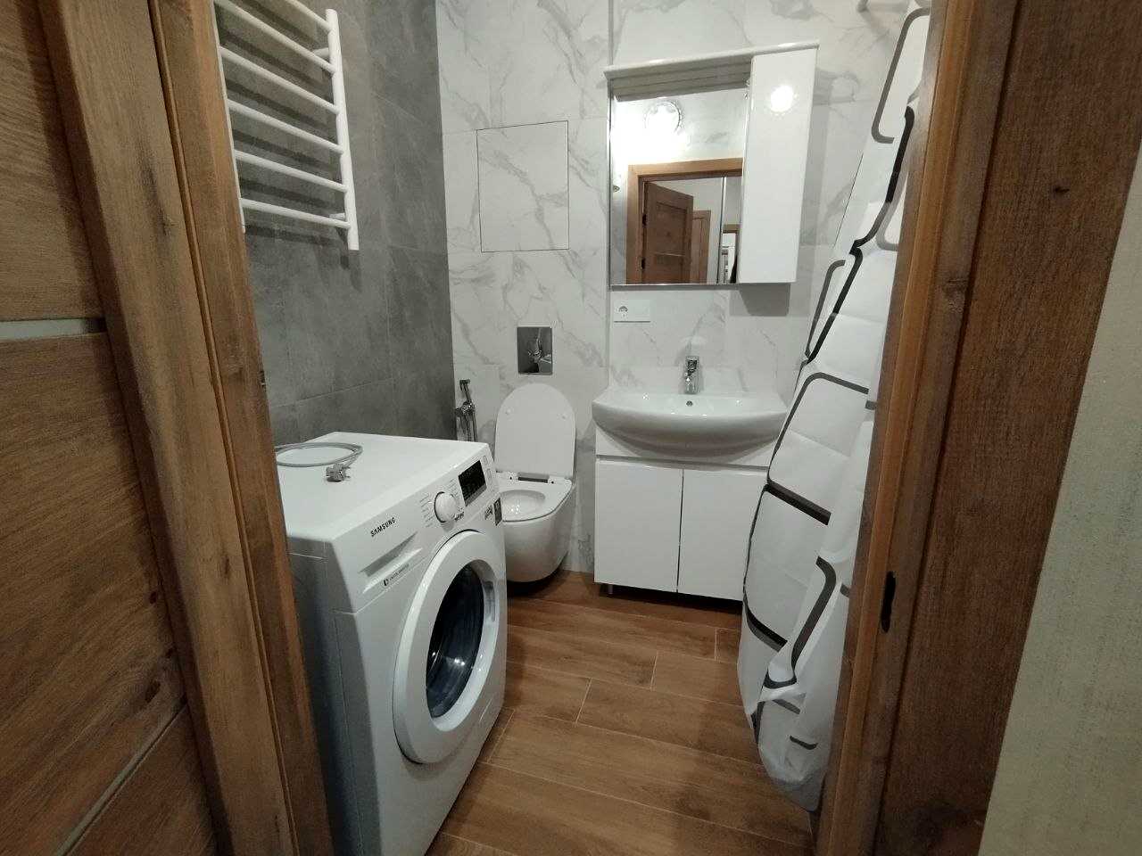 1875763616927934