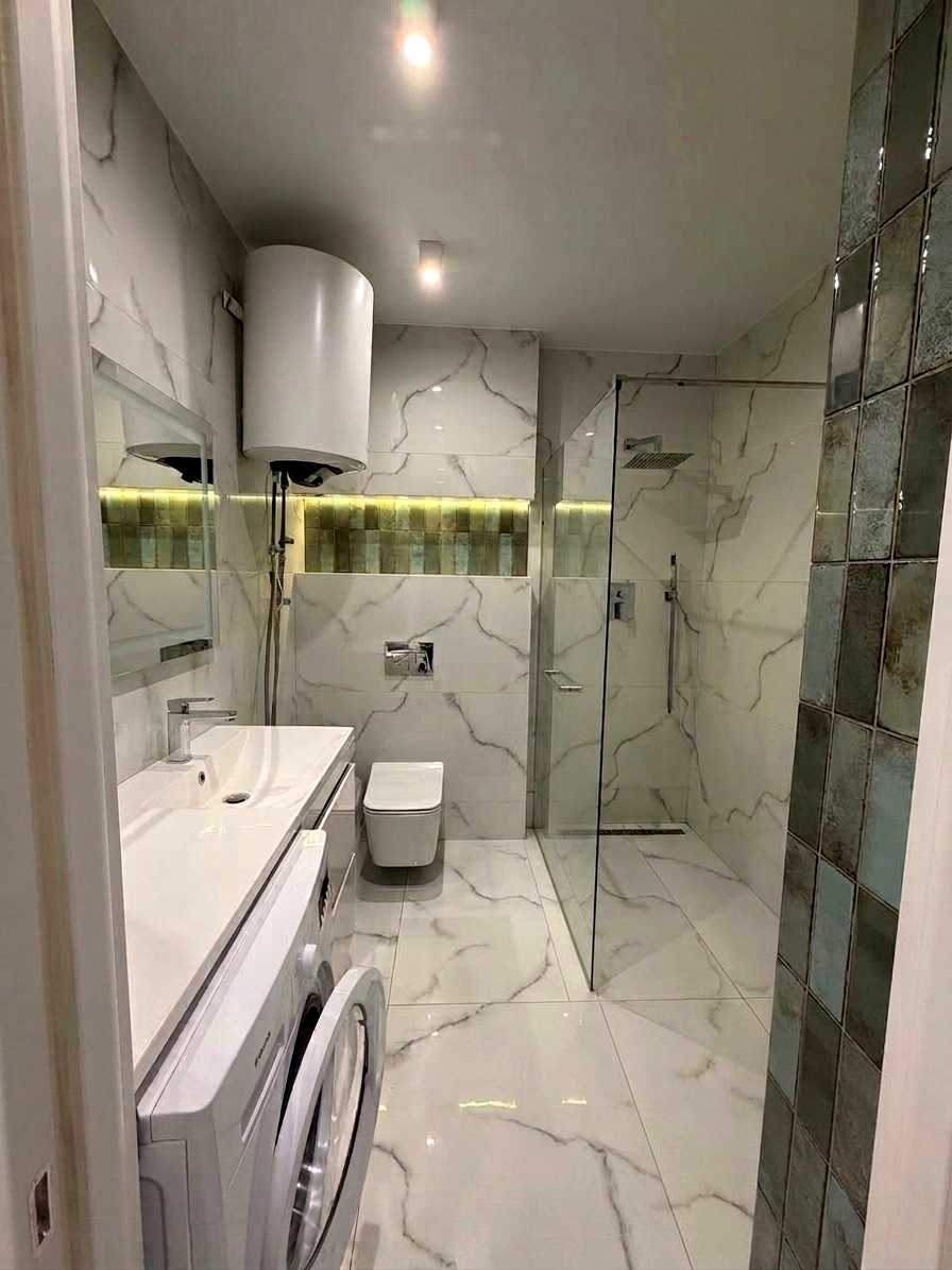 1875763803233698